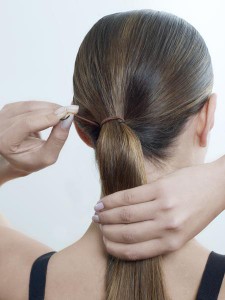 Chignon selber frisieren - Step 1